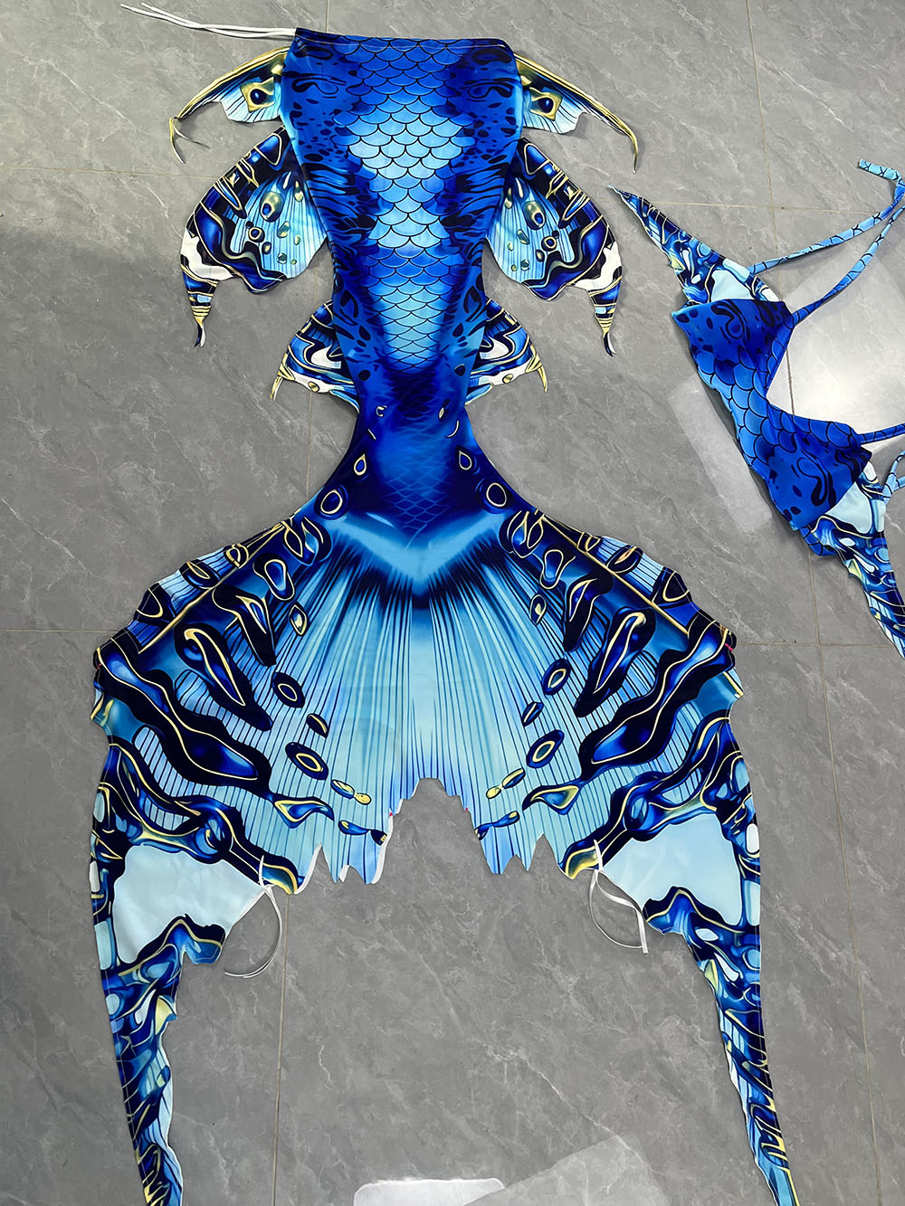 Colorful Dreamy Mermaid Tail A - Aquarium ulasan dan harga
